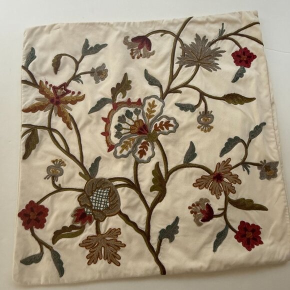 Pottery Barn Embroidered Floral Pillow Covers 23.5" x 23.5" Cotton Linen Beige - Picture 2 of 9
